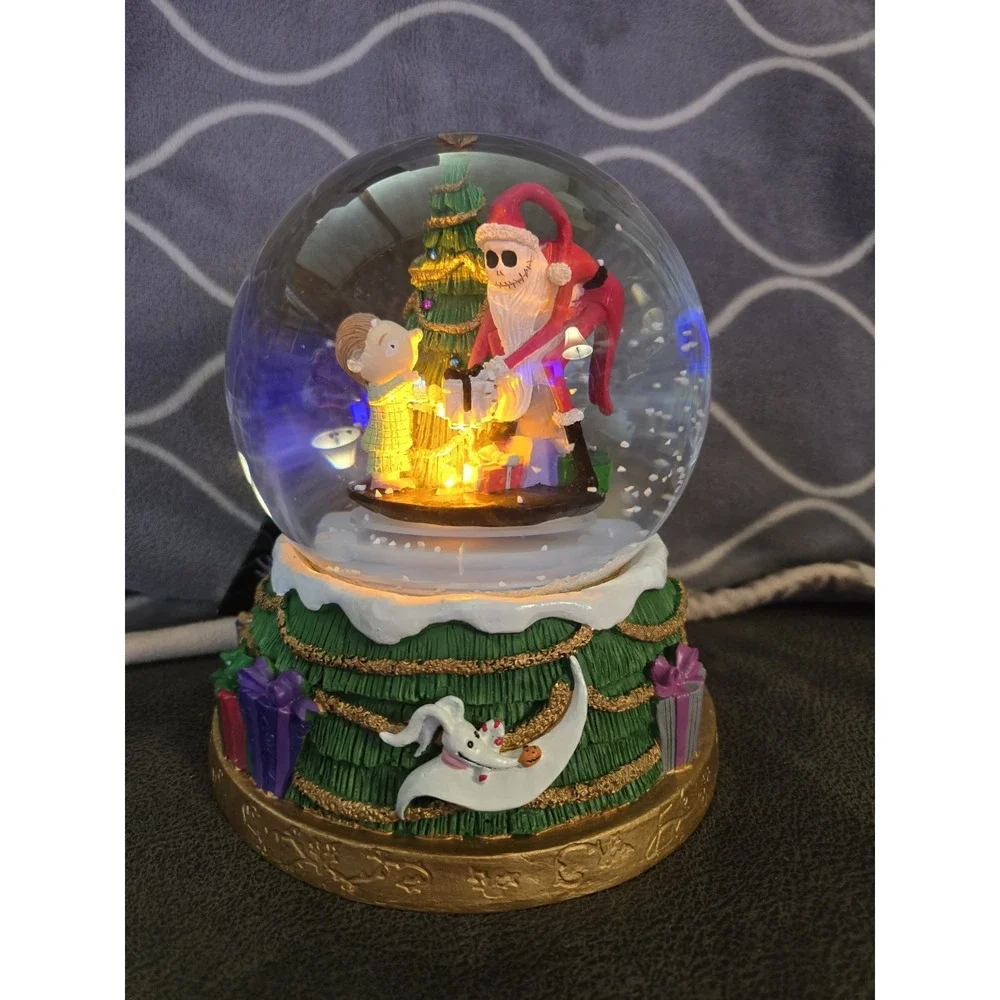 Nightmare Before Christmas Light Up Musical Snomotion Waterglobe